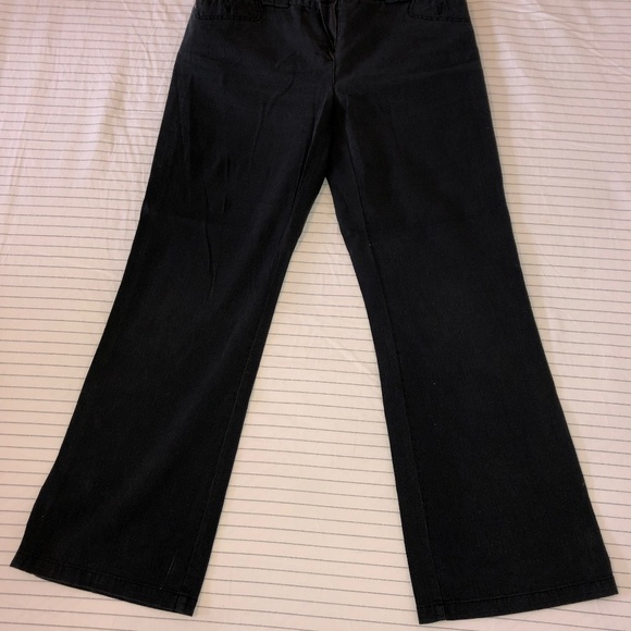 Womens jeans - Picture 1 of 3